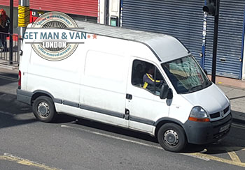 West-Finchley-moving-van